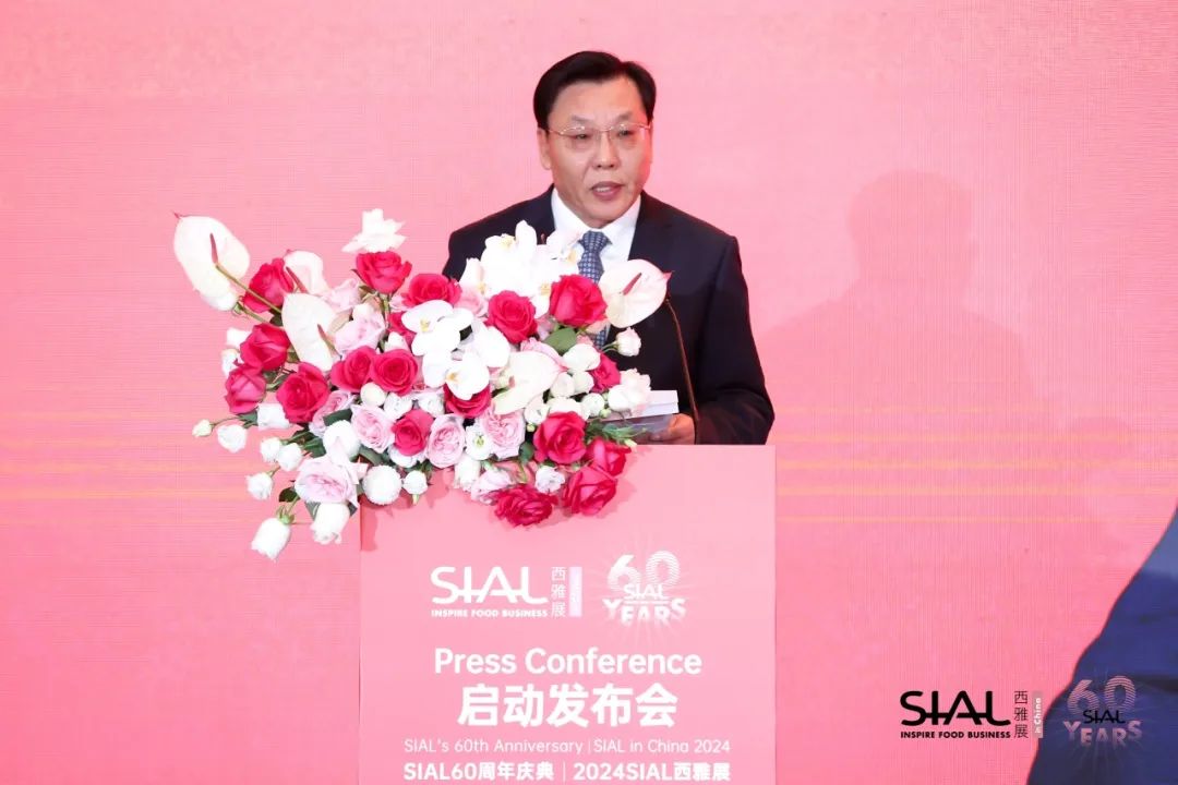 中國商業(yè)聯(lián)合會黨委副書記、執(zhí)行會長王民